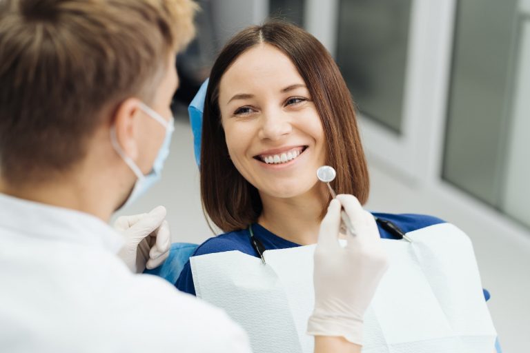Atendimento humanizado no consultório odontológico